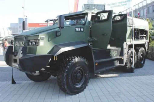 Pojazdy z AMZ Kutno – BÓBR 3 i TUR VI