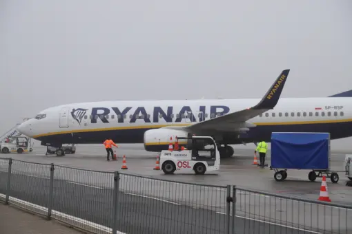 Ryanair umieszcza w Warszawie kolejne 2 samoloty