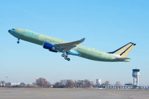 Oblot 242-tonowego A330