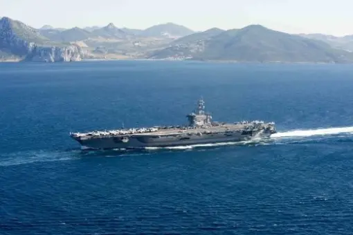 USS Dwight D. Eisenhower na M. Śródziemnym