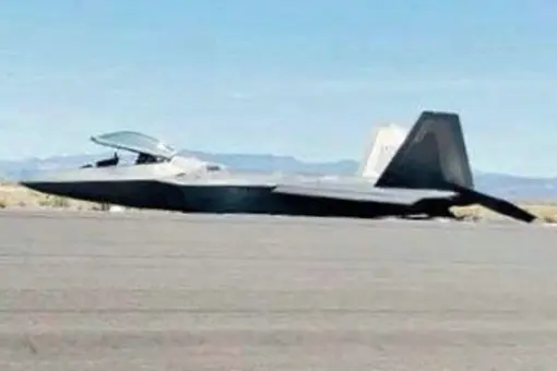 Wypadek F-22A