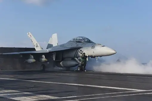 USS George H.W. Bush w akcji
