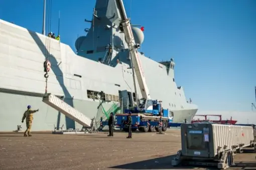 Debiut SM-2 na pokładzie Niels Juel