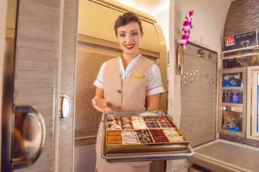 Emirates inwestują w usługi pokładowe