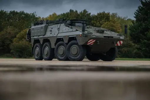 100. Boxer dostarczony British Army
