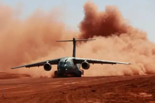 Holendrzy wybrali C-390M