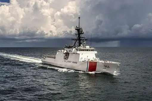 Powrót USCGC Hamilton