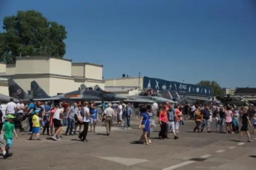 Atrakcje na niebie i ziemi!