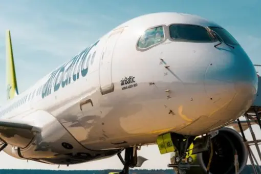 Problemy airBaltic z silnikami