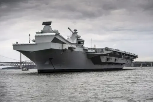 HMS Queen Elizabeth na Pacyfik