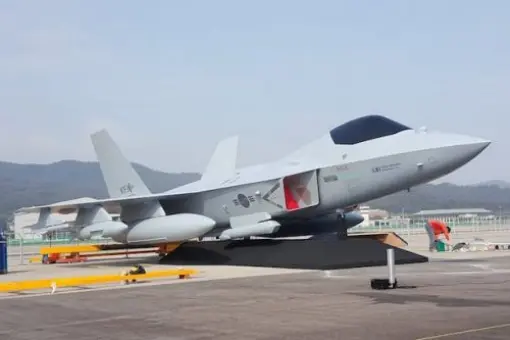 ADEX 2019: Makieta KF-X