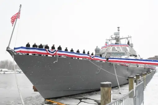 USS Little Rock utknął w drodze do Florydy