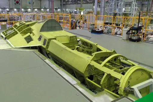 Powstaje kadłub KF-X