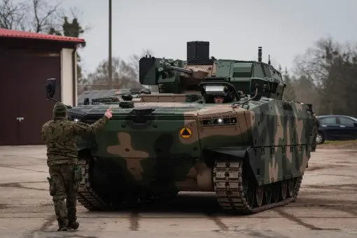 Polska z finansowaniem SAFE