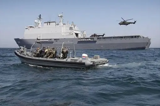 HNLMS Rotterdam w Den Helder