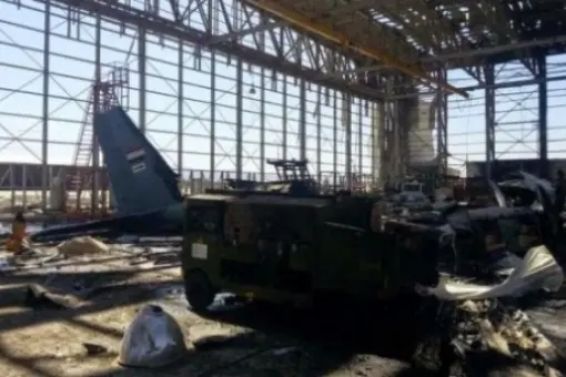 Jemeński CN-235 zniszczony