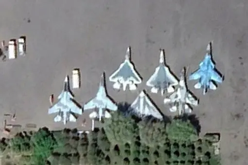 Su-57 i S-70 w Achtubińsku