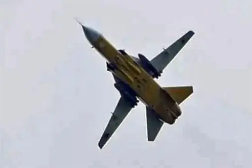 Ukraiński Su-24 ze Storm Shadow