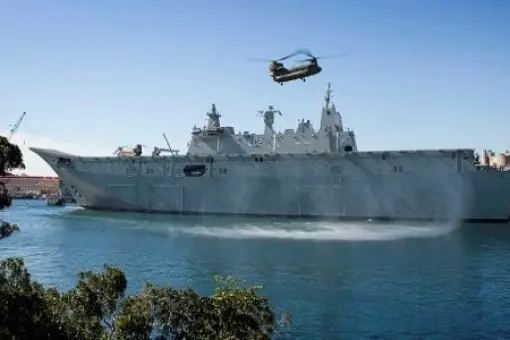 Operacje lotnicze na HMAS Canberra