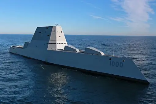 Naprawa USS Zumwalt