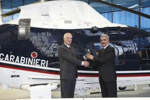 Pierwsze dwa AW109N dla włoskich Carabinieri