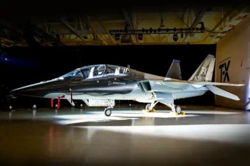 Boeing i Saab ujawniają T-X