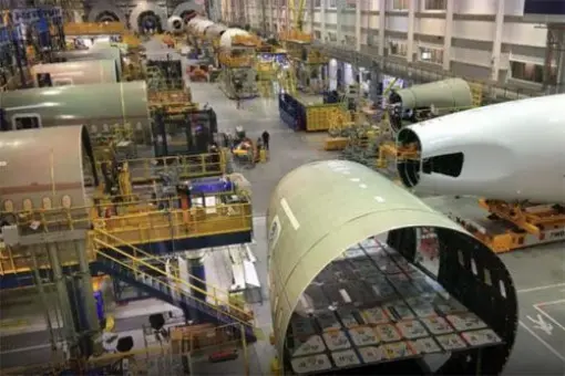 Specjalny nadzór FAA nad produkcją Boeingów 787