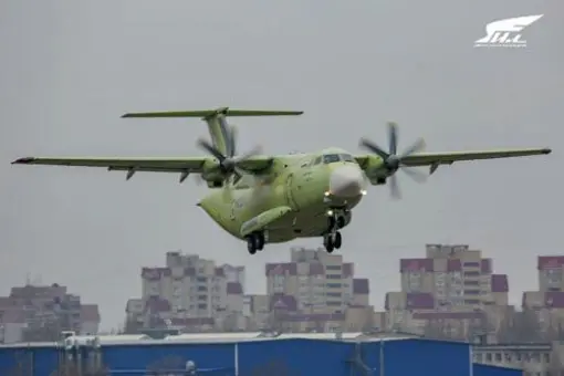 Prototyp Ił-112W oblatany