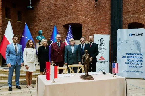 Współpraca Ponar Wadowice i Moog
