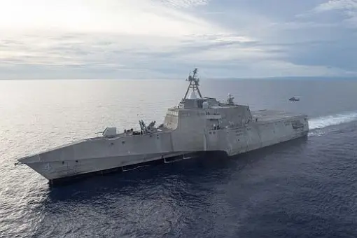 Powrót USS Coronado