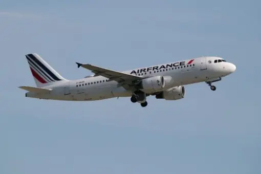 Air France zostaną w Krakowie na zimę