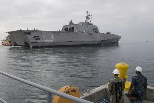 USS Omaha w San Diego