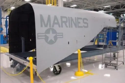 Montaż testowego CH-53K