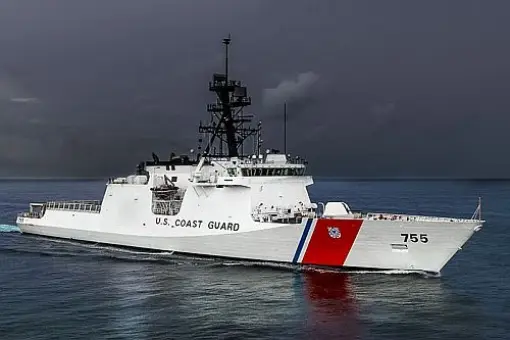 USCGC Munro w drodze do Seattle