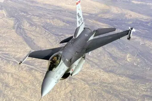 Rozbił się kolejny F-16