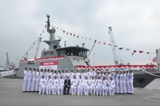 KRI Cakalang w linii