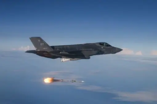 Kontrakt na kolejne AIM-120