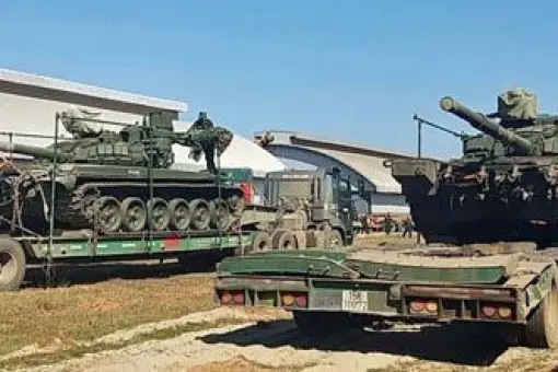 Dostawy T-72 i Jak-130 do Laosu