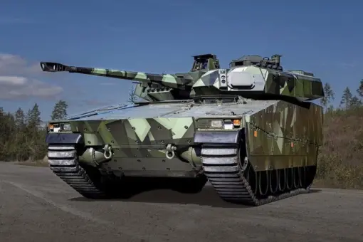 VOP rozpoczynają produkcję CV90