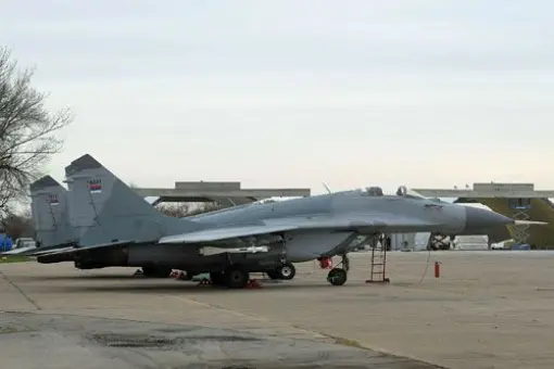 Dwa MiG-29S z Białorusi w Serbii