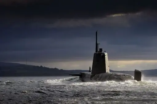 HMS Ambush w Clyde