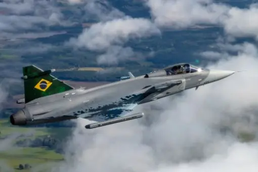 Spowolnienie dostaw F-39 i KC-390