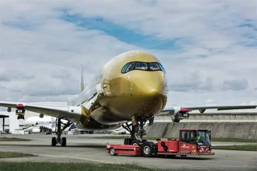 Lipcowe dostawy i zamówienia Airbusa