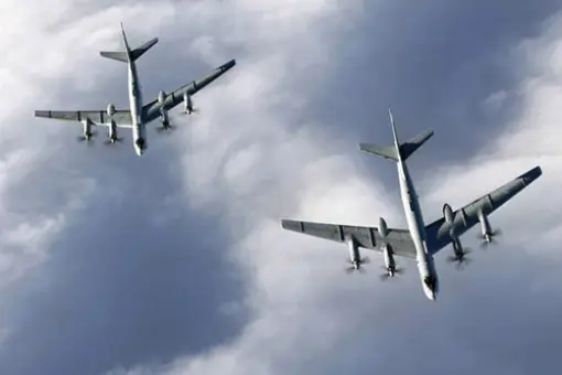 Lot Tu-95MS w Księdze rekordów