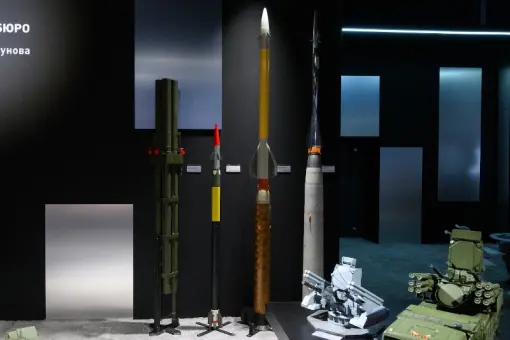 Dostawa lekkich pocisków do Pancirów