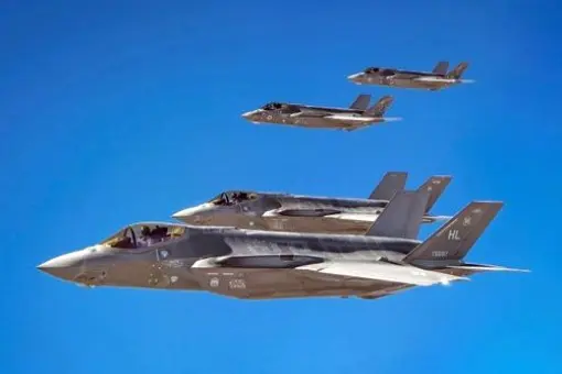 Enduring Lightning 3 z F-35