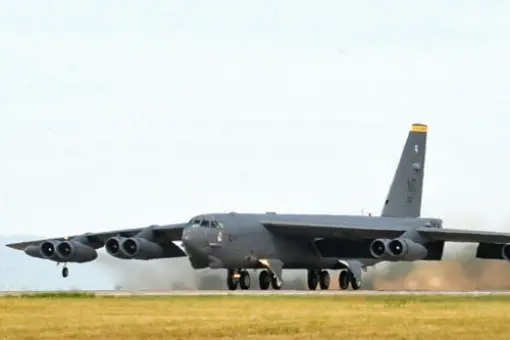 B-52 utracił w locie silnik