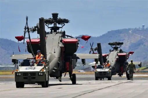 Pierwsze AH-64E w Australii