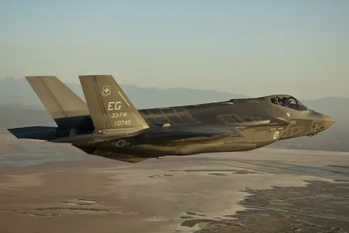 Seryjny F-35 dla USAF