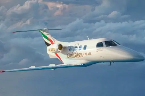 Emirates zamawiają Phenomy 100E